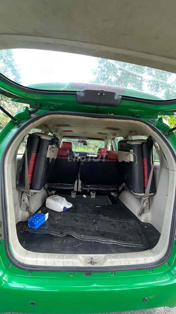 Toyota Innova - ảnh 4