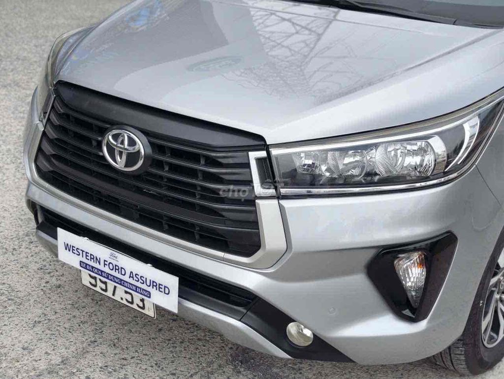 Toyota Innova 2.0E 2021 - ảnh 2