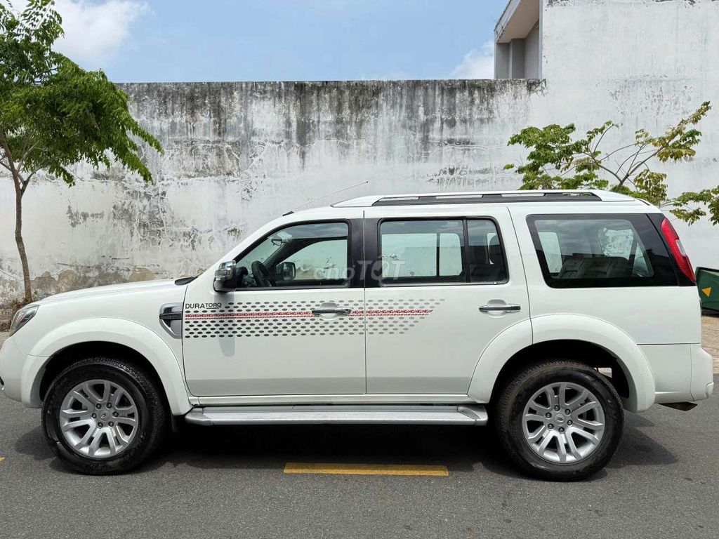 Ford Everest 2014 - ảnh 2