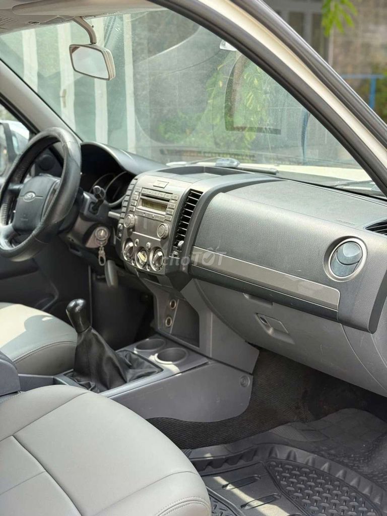 Ford Everest 2014 - ảnh 5