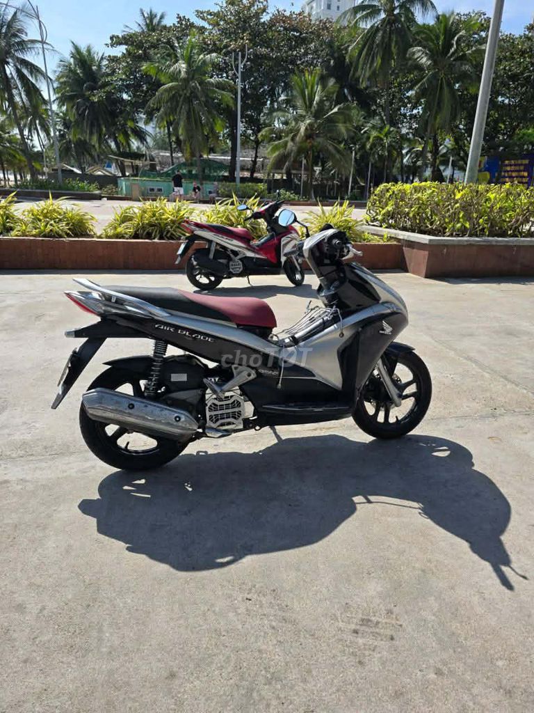 Honda Air Blade 2011 - ảnh 1