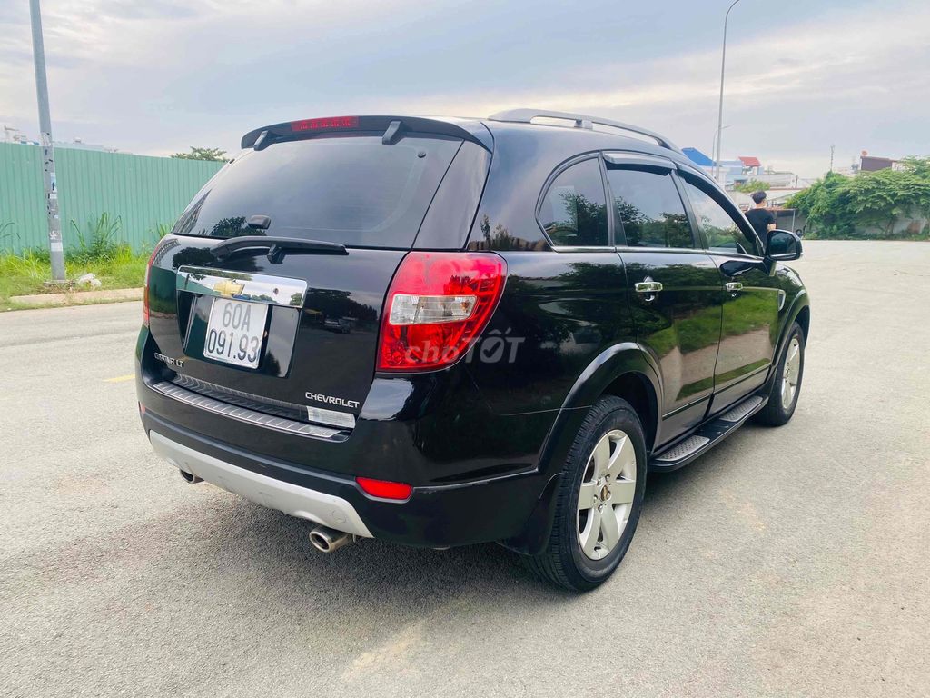 Chevrolet Captiva - ảnh 4