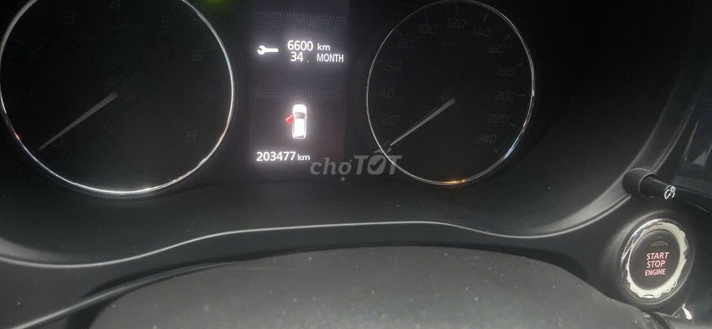 Mitsubishi Outlander 2.0 CVT 2018 - ảnh 4