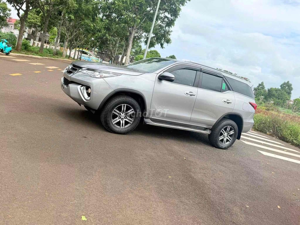 Toyota Fortuner 2018 - ảnh 3
