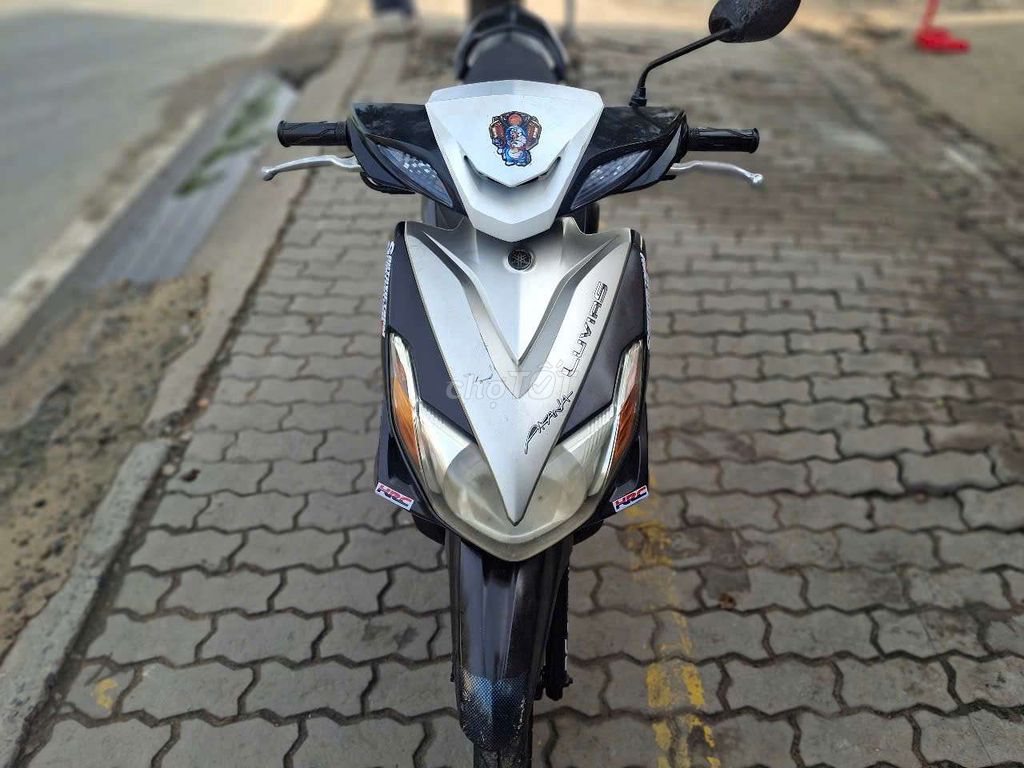 Yamaha Luvias 2012 - ảnh 1