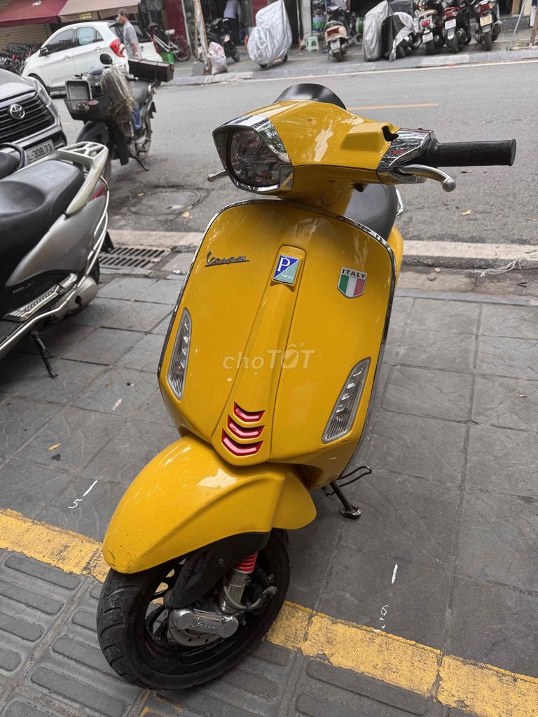 Piaggio Vespa 2020 - ảnh 2