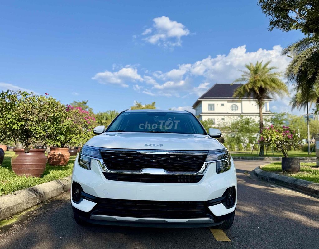 Kia Seltos 2022 - ảnh 1