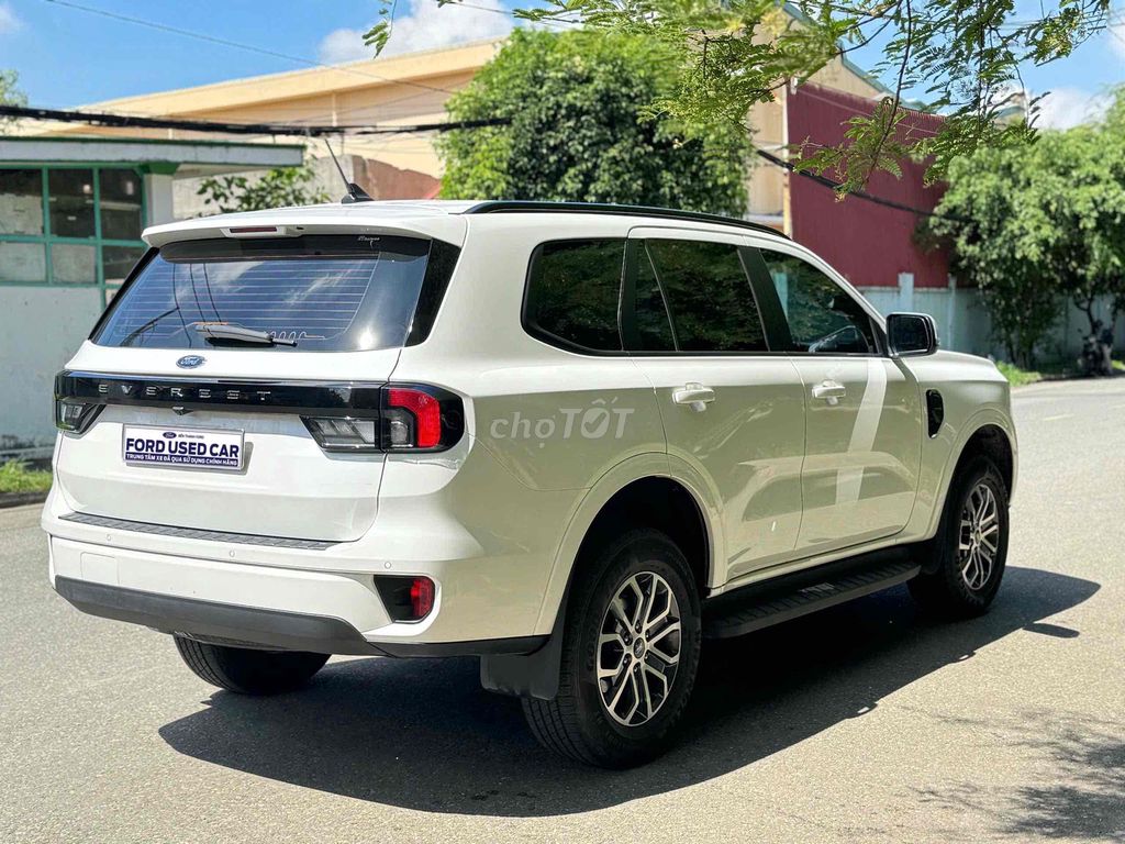 Ford Everest 2025 - ảnh 5