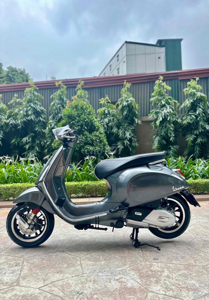 Piaggio Vespa 2022 - ảnh 2