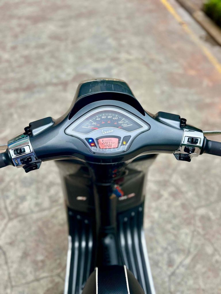 Piaggio Vespa 2022 - ảnh 3
