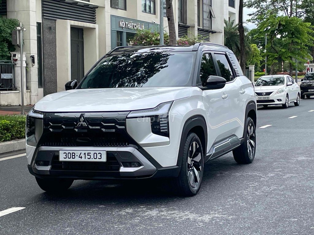 Mitsubishi 2026 - ảnh 2