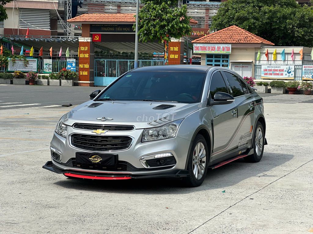 Chevrolet Cruze 2016 - ảnh 2