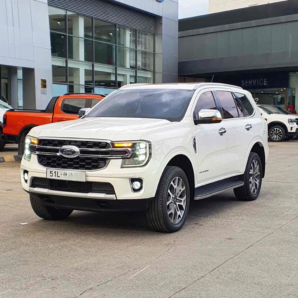 Ford Everest 2022 - ảnh 2