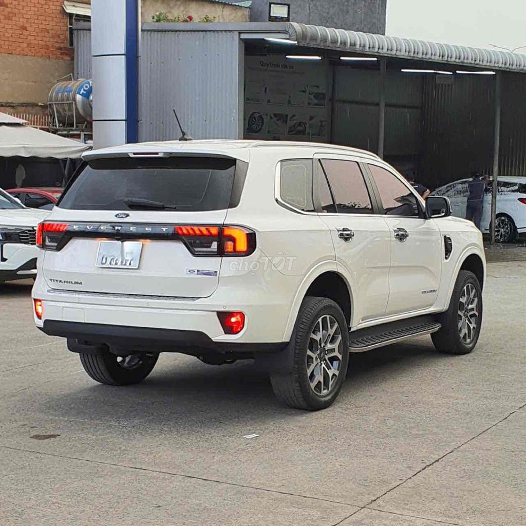 Ford Everest 2022 - ảnh 5