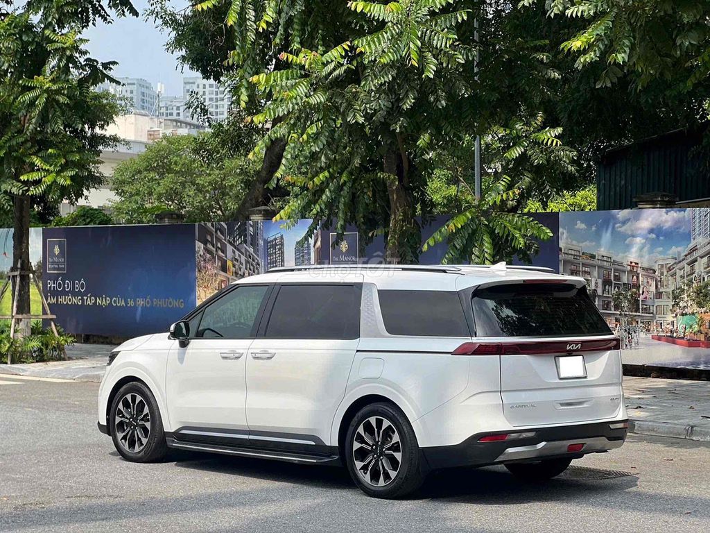 Kia Carnival Signature 2.2D 2023 - ảnh 3