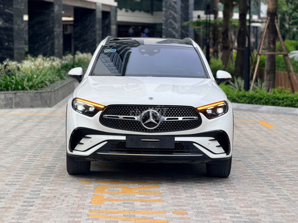 Mercedes-Benz 2023 - ảnh 2