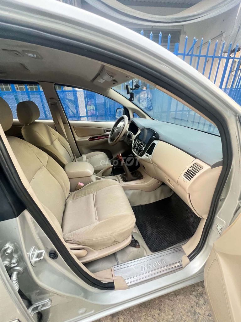 Toyota Innova G 2006 - ảnh 3