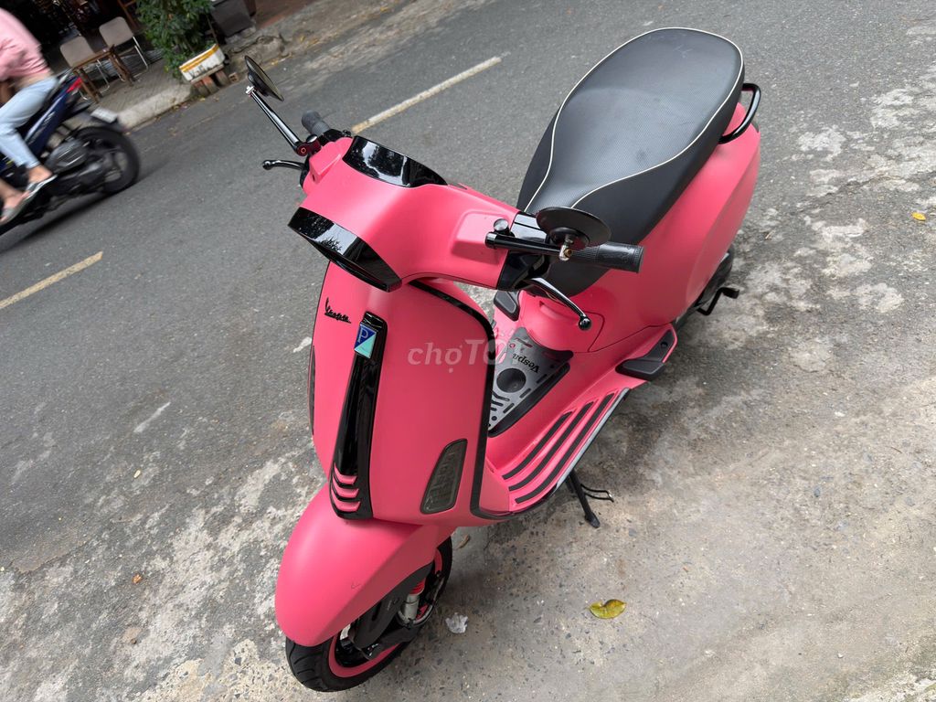 Piaggio Vespa 2024 - ảnh 1