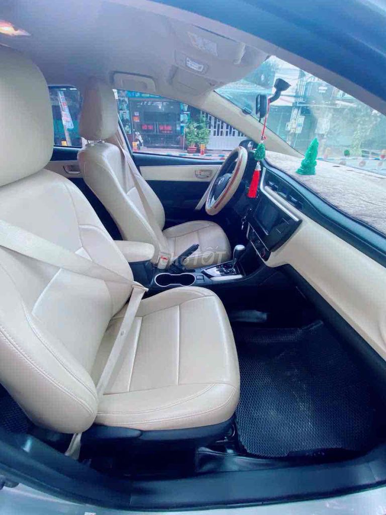 Toyota Corolla Altis - ảnh 5