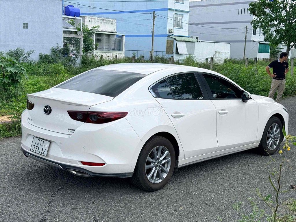 Mazda 3 2025 - ảnh 4