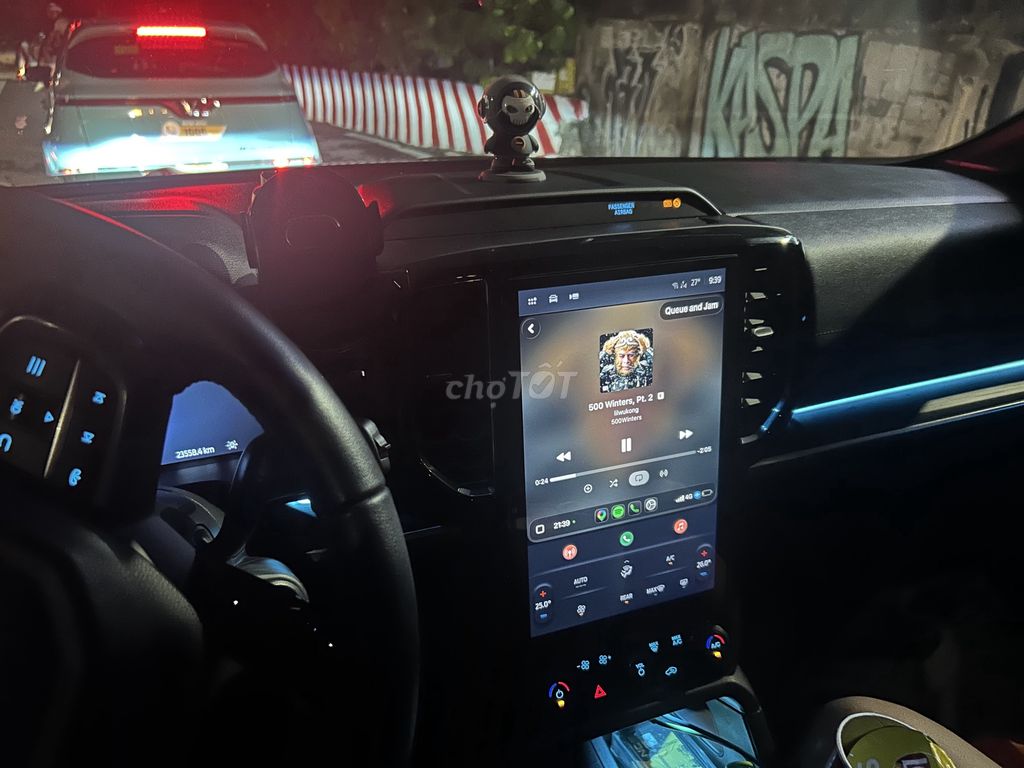 Ford Everest - ảnh 2