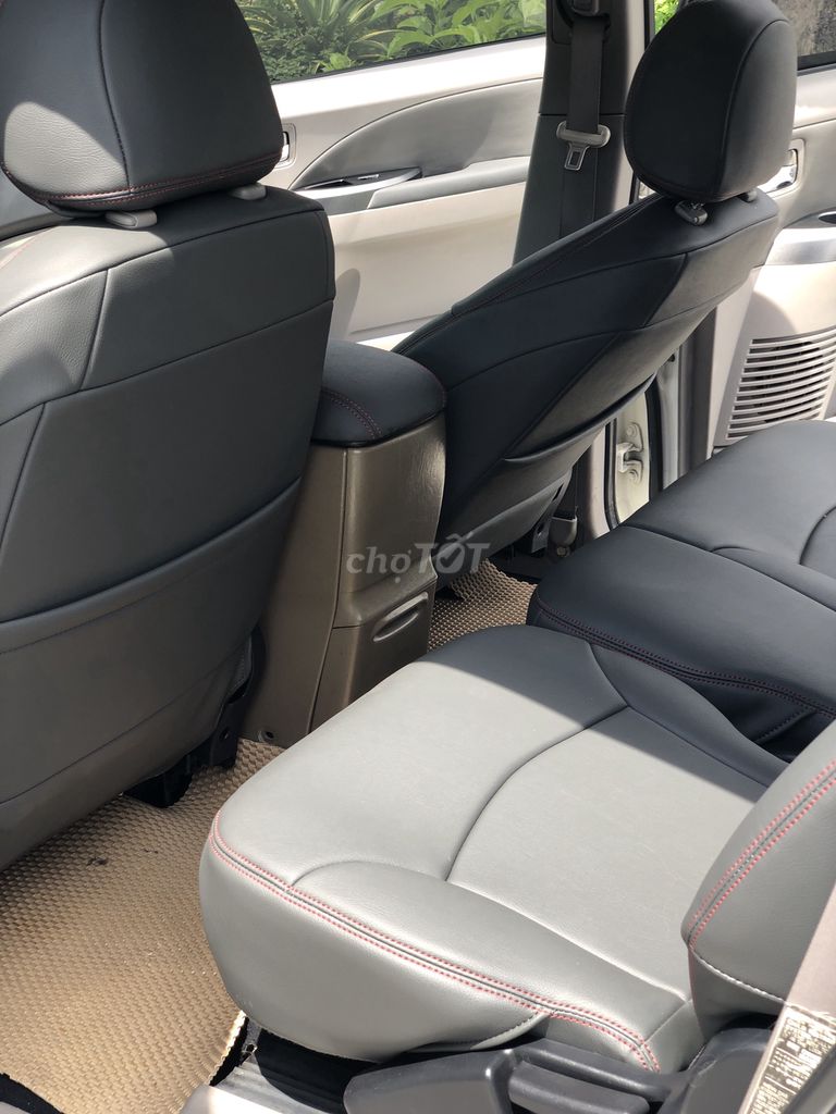 Mitsubishi Grandis 2005 - ảnh 5