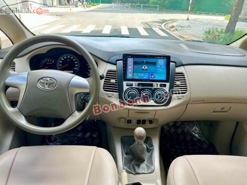 Toyota Innova 2.0E 2015 - ảnh 4