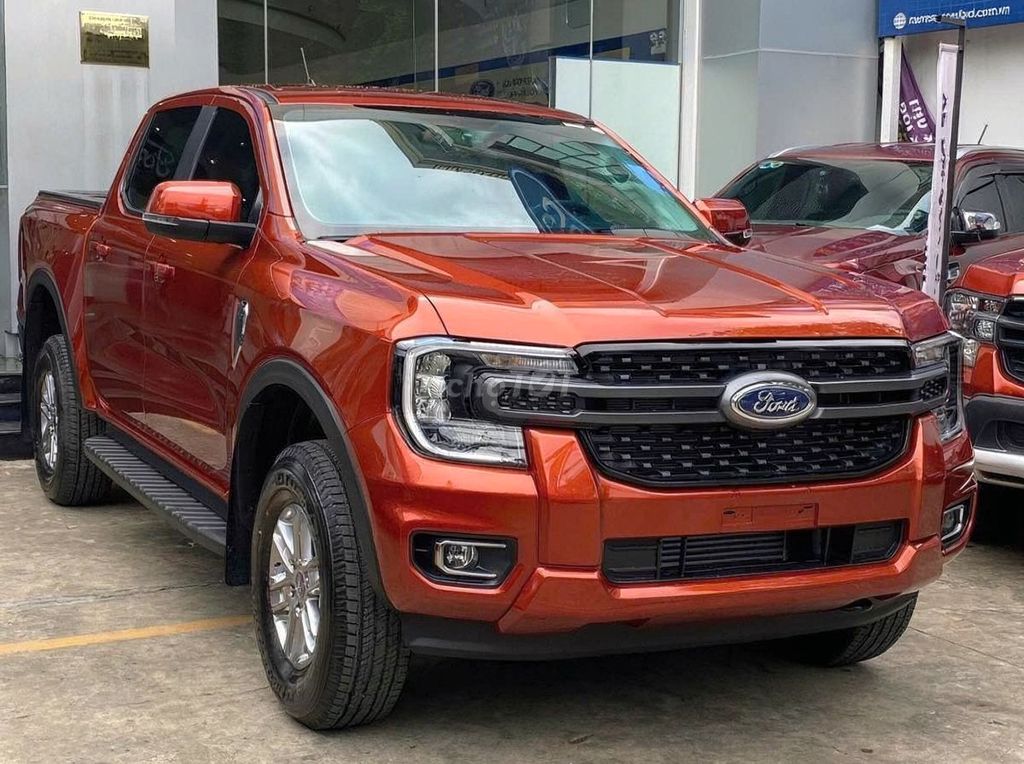 Ford Ranger XLS 2.0L 4x2 AT 2026 - ảnh 2