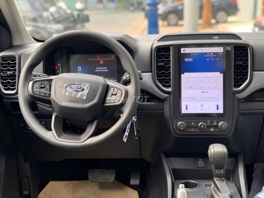 Ford Ranger XLS 2.0L 4x2 AT 2026 - ảnh 3