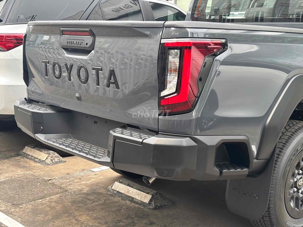Toyota Hilux 2026 - ảnh 4