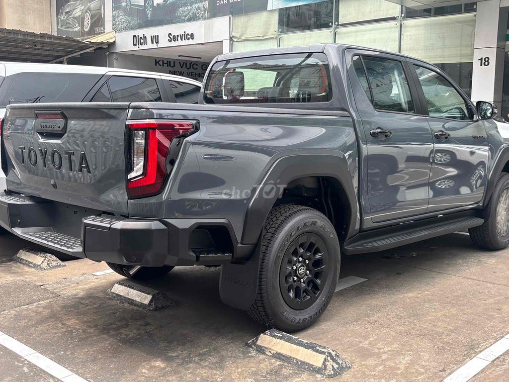 Toyota Hilux 2026 - ảnh 5