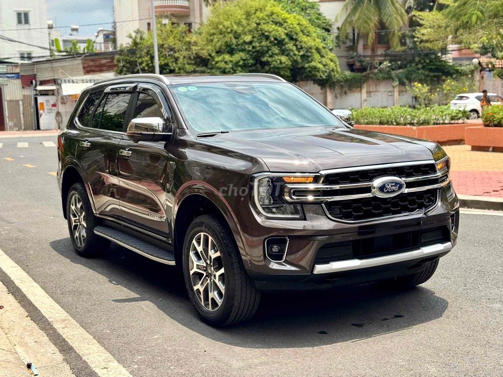 Ford Everest 2025 - ảnh 5