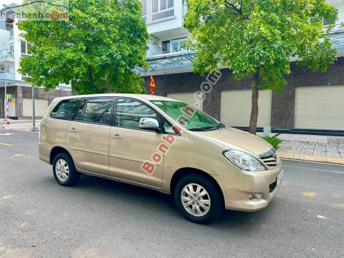 Toyota Innova G 2011 - ảnh 2