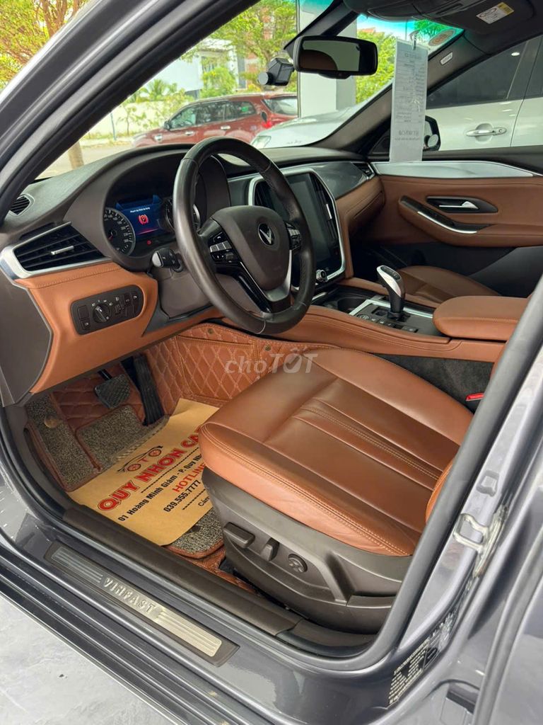 VinFast Lux A2.0 2019 - ảnh 1