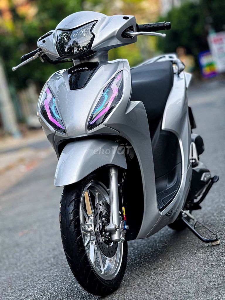 XE M 2026 - ảnh 1