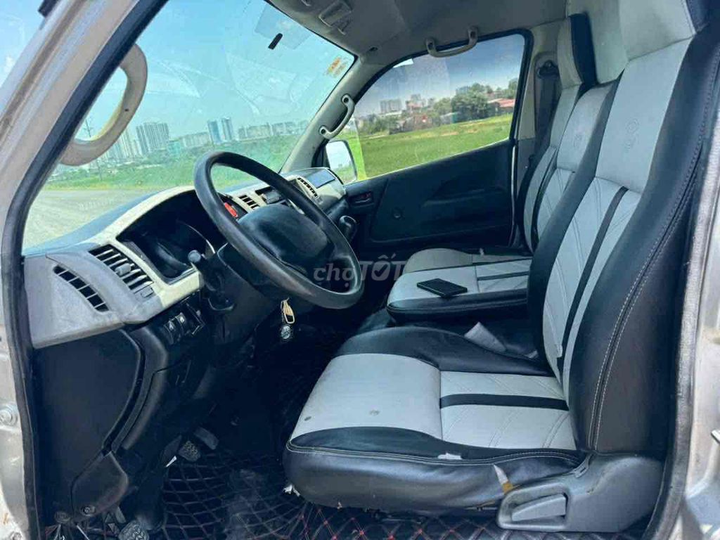 Toyota Hiace 2005 - ảnh 3