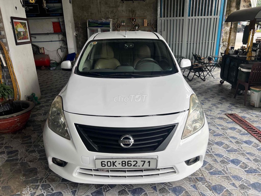 Nissan Sunny 2015 - ảnh 1