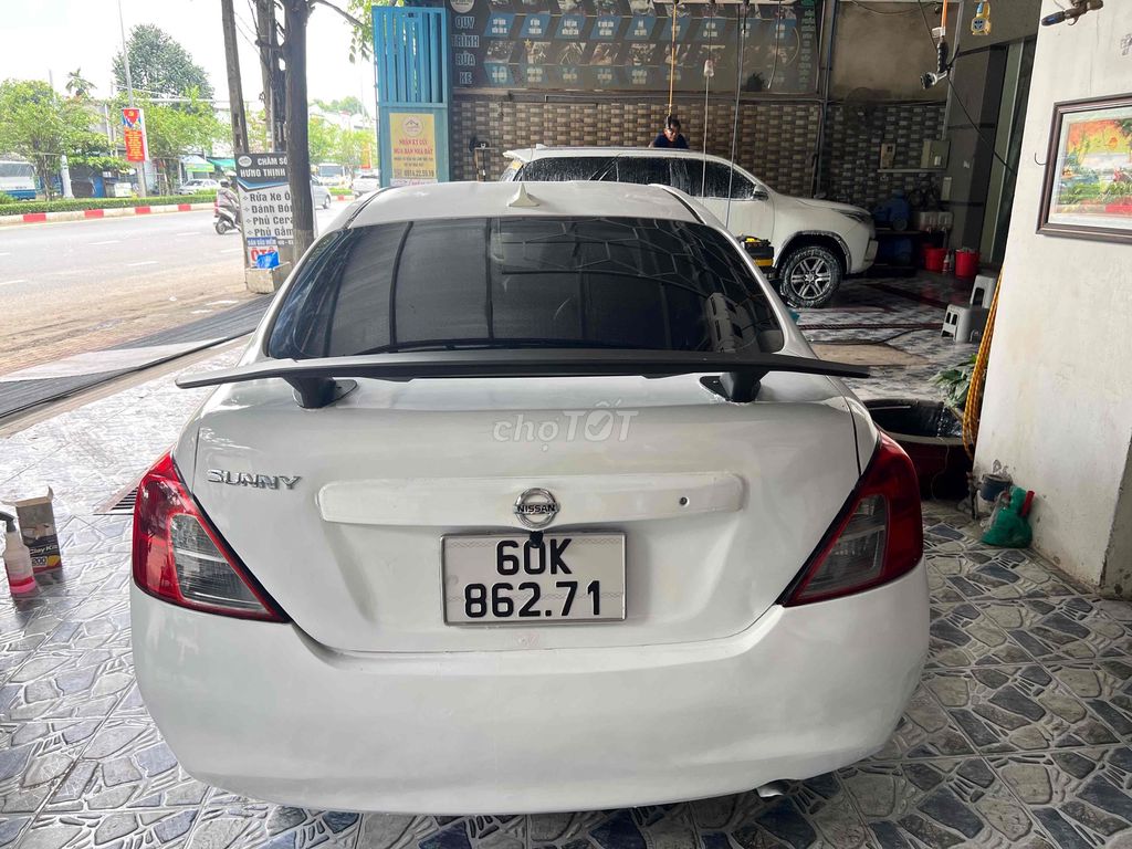 Nissan Sunny 2015 - ảnh 4