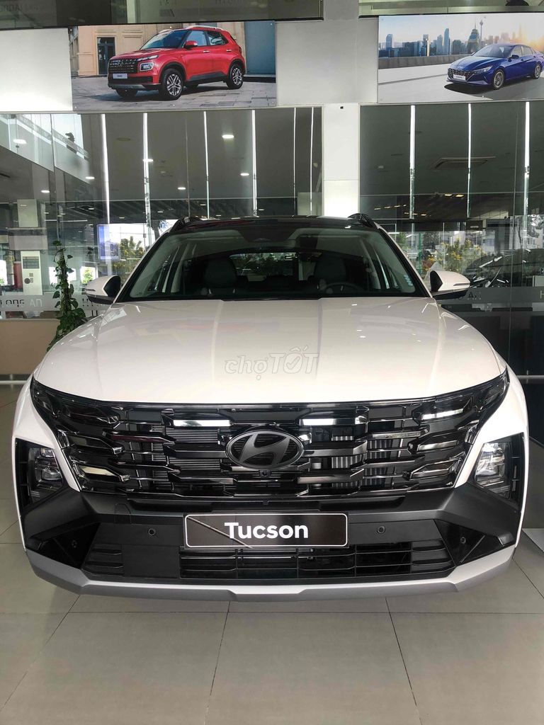 Hyundai Tucson - ảnh 1