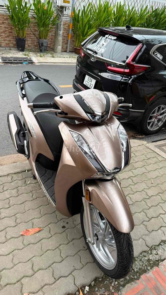Honda SH 2022 - ảnh 1