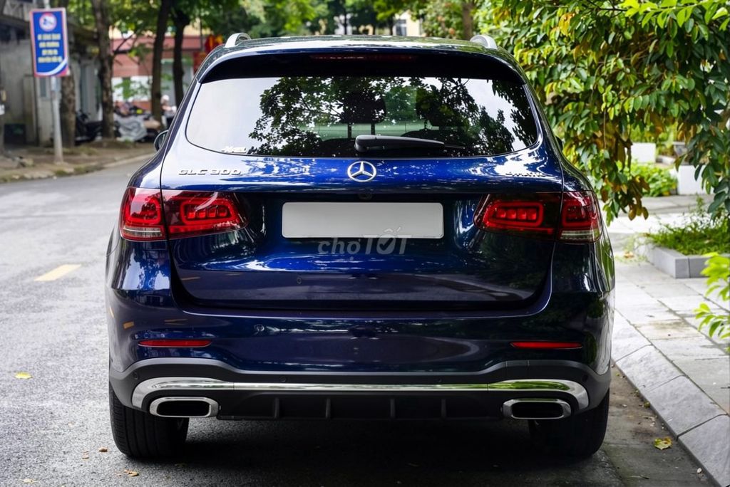 Mercedes-Benz GLC 300 4Matic 2021 - ảnh 4