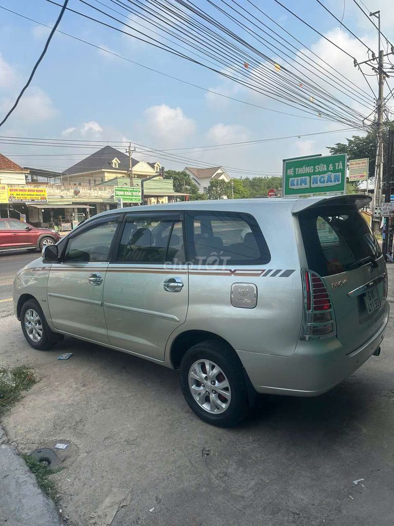Toyota Innova 2008 - ảnh 4