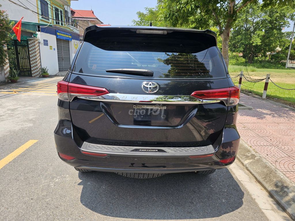 Toyota Fortuner 2021 - ảnh 4
