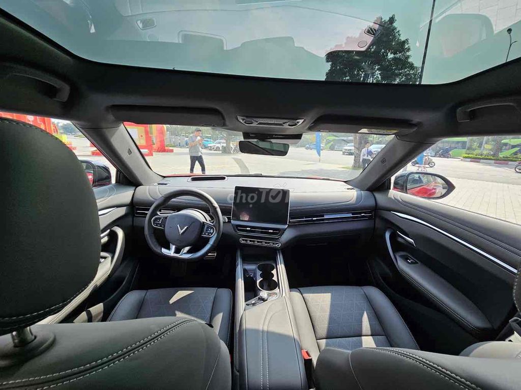 VinFast VF7 Plus - ảnh 5