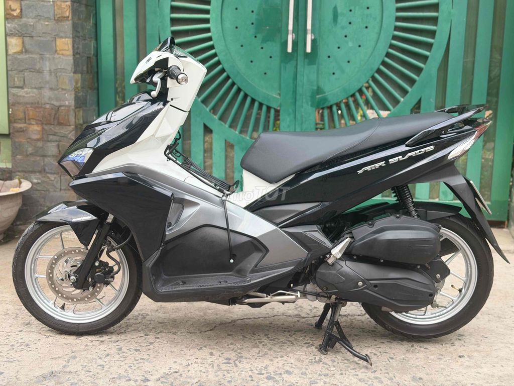 Honda Air Blade 2017 - ảnh 2