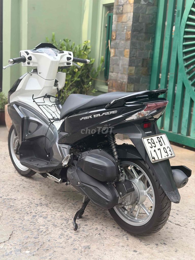 Honda Air Blade 2017 - ảnh 3
