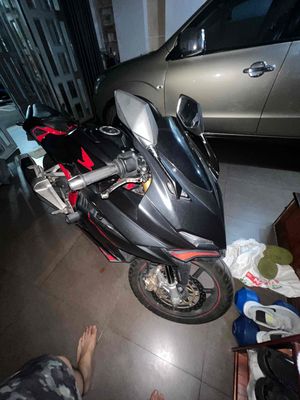 Honda CBR 2018 - ảnh 1