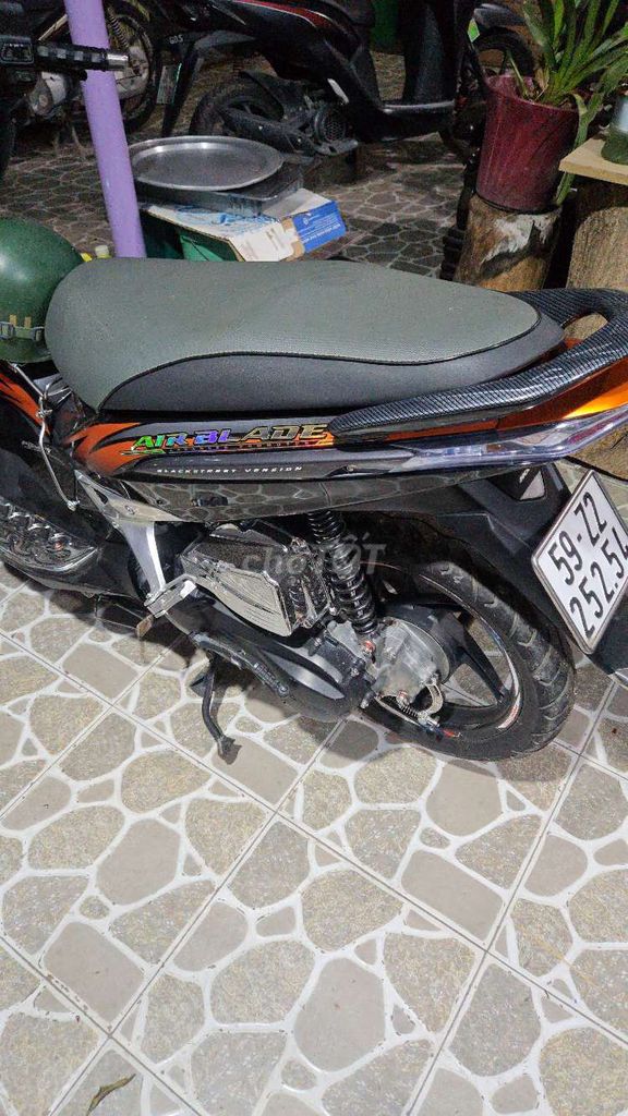 Honda Air Blade 2010 - ảnh 3