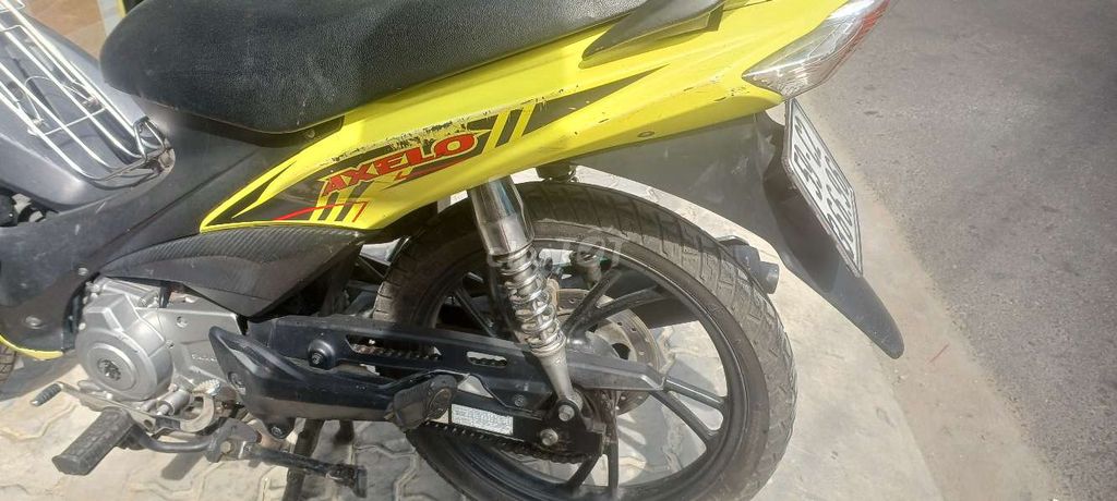 Suzuki Axelo 2013 - ảnh 2