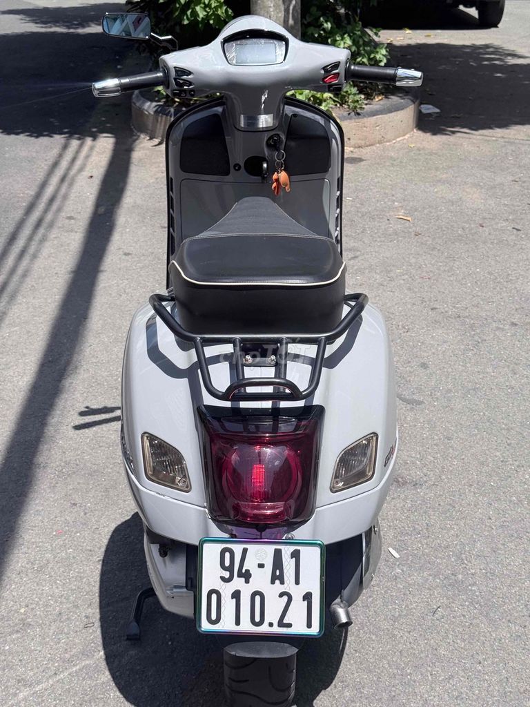 Piaggio GTS 2020 - ảnh 2